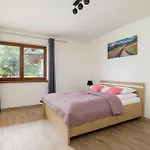 Apartmán Salwatorianska Mountain View By Renters