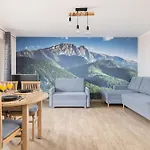Salwatorianska Mountain View By Renters Апартаменты *