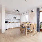 Salwatorianska Mountain View By Renters *