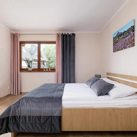 Apartment Salwatorianska Mountain View By Renters