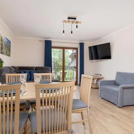 Salwatorianska Mountain View By Renters Apartment *