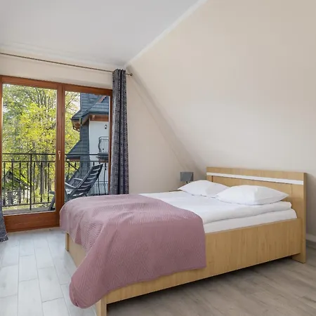 Salwatorianska Mountain View By Renters Apartmán