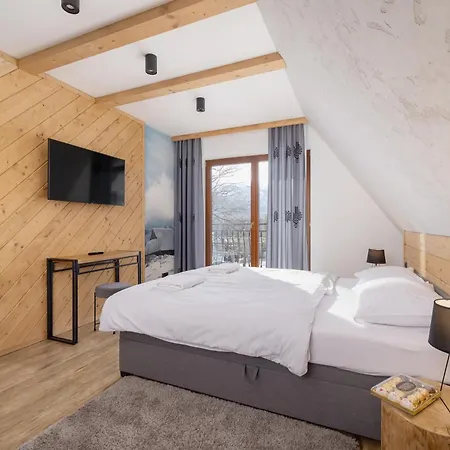 Apartment Salwatorianska Mountain View By Renters